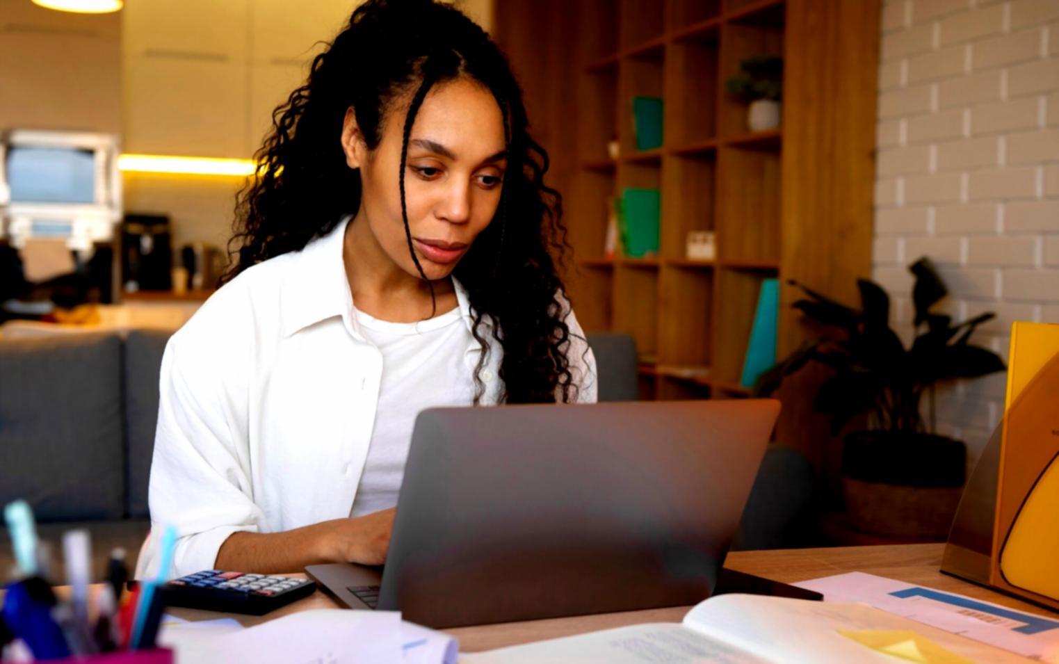 Moderne Lernmaterialien und digitale Tools für Finanzschulungen